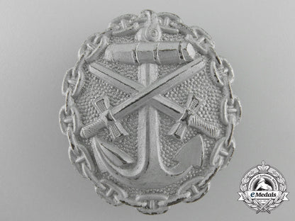 a_first_war_german_naval_wound_badge;_silver_grade_a_4673
