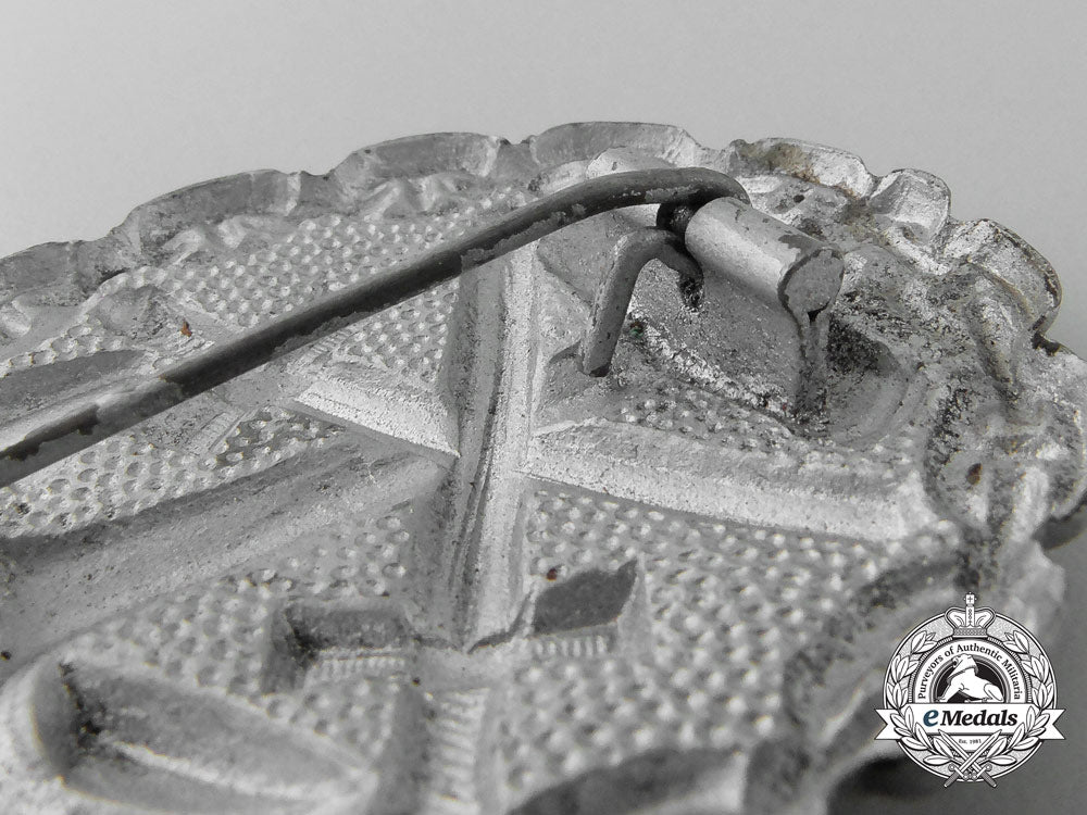 a_first_war_german_naval_wound_badge;_silver_grade_a_4677