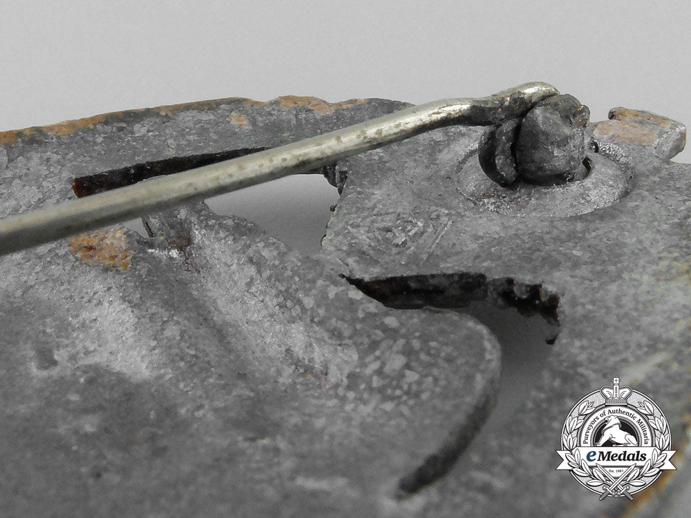 six_second_war_german_medals,_awards,_and_badges_a_4726