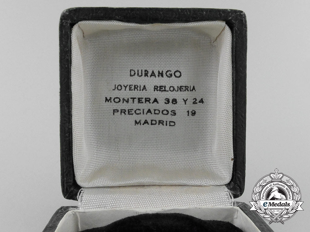 a_miniature_spanish_civil_order_of_beneficencia_a_4803