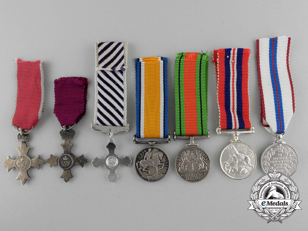 seven_british_miniature_awards&_medals_a_4924