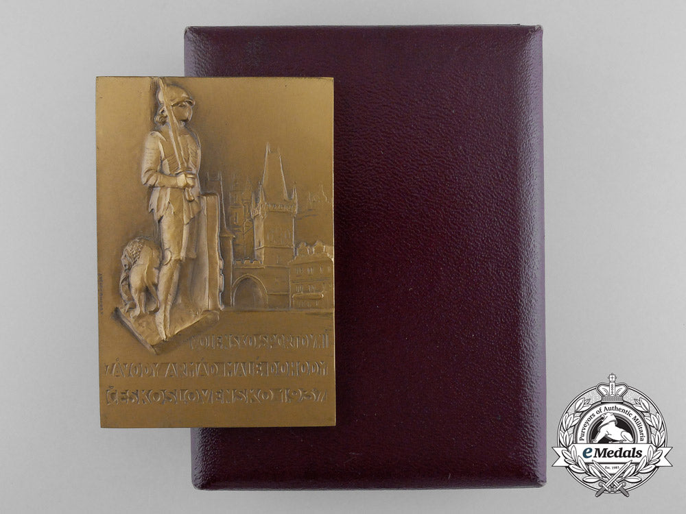 a1937_czechoslovakian_military_games_award_with_case_a_5383