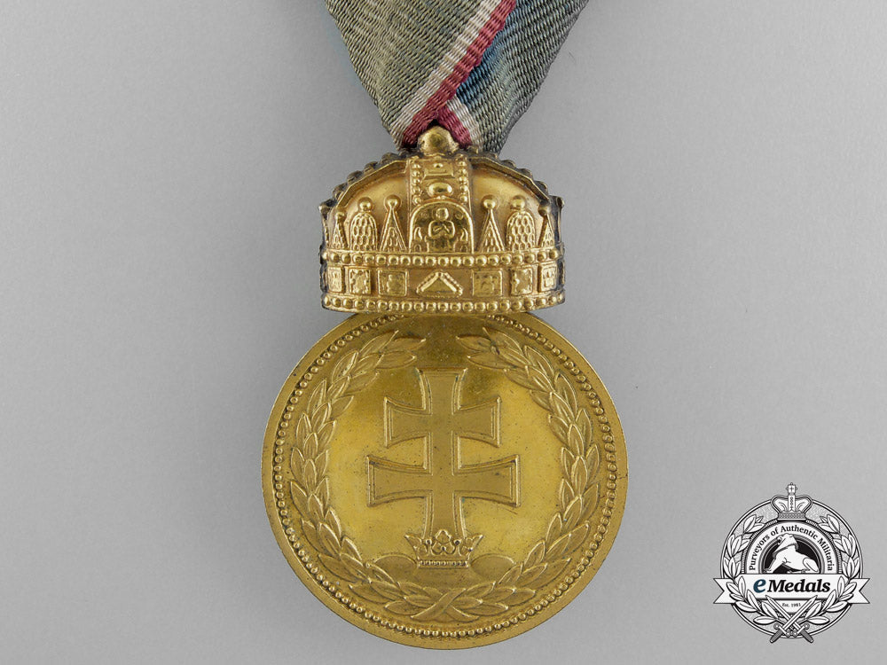 a_hungarian_signum_laudis_medal;_gold_grade_a_5583