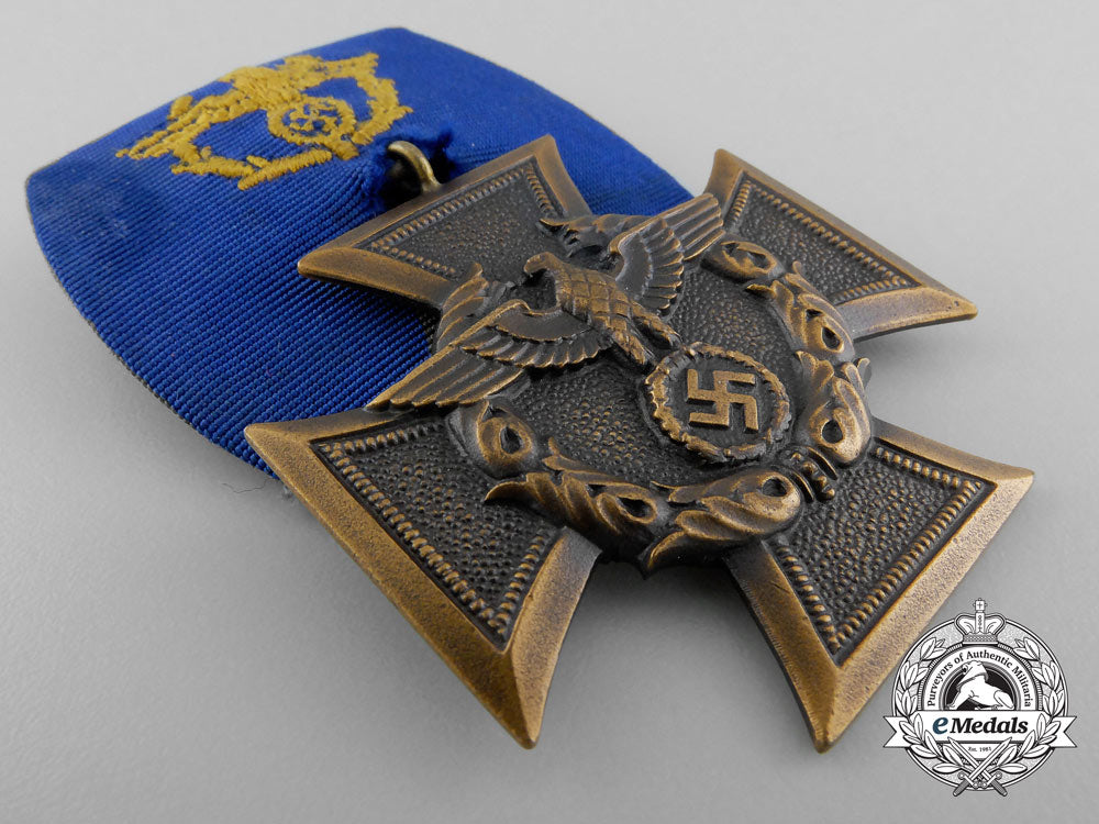 a_german_customs_service_decoration;_court_mounted_a_6720