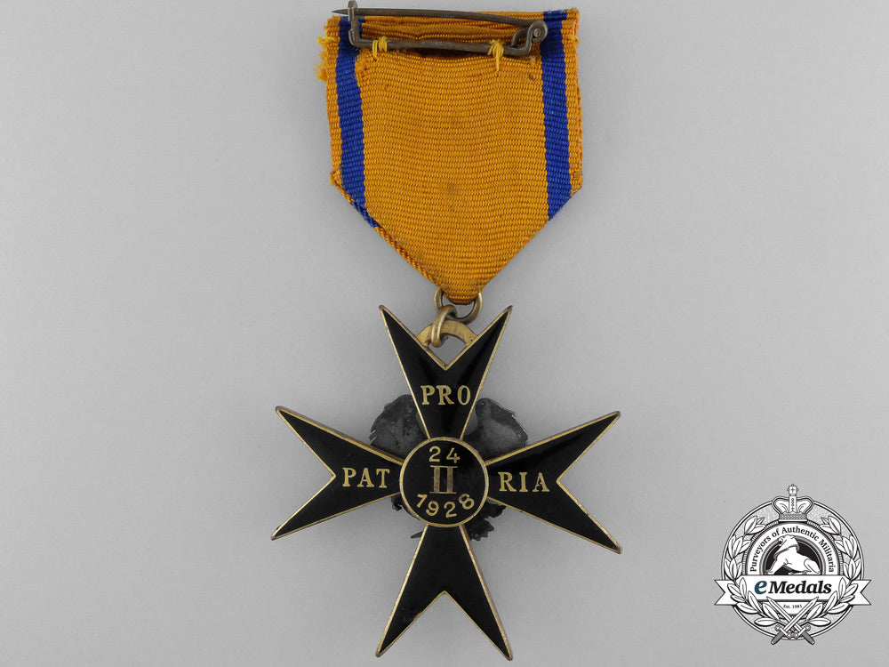 an_estonian_order_of_the_black_eagle;_fifth_class_with_case_a_6764