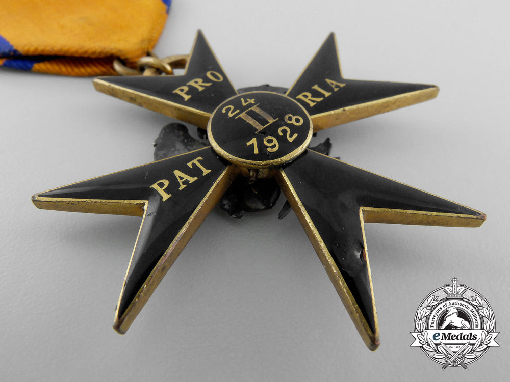 an_estonian_order_of_the_black_eagle;_fifth_class_with_case_a_6766
