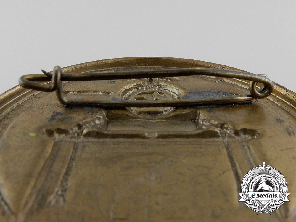 germany._a1926-1936_reichsparteitag_thüringen_day_badge_a_7030