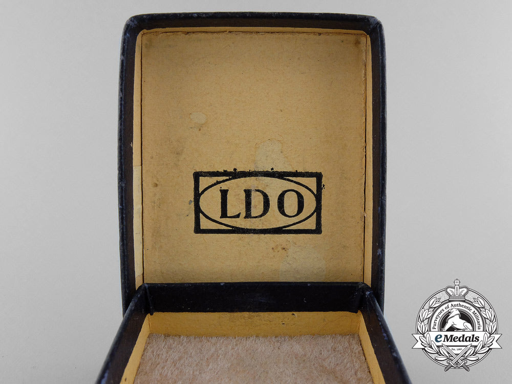 a_clasp_to_the_iron_cross_second_cl.1939;_type_i_with_box_of_issue_a_7042