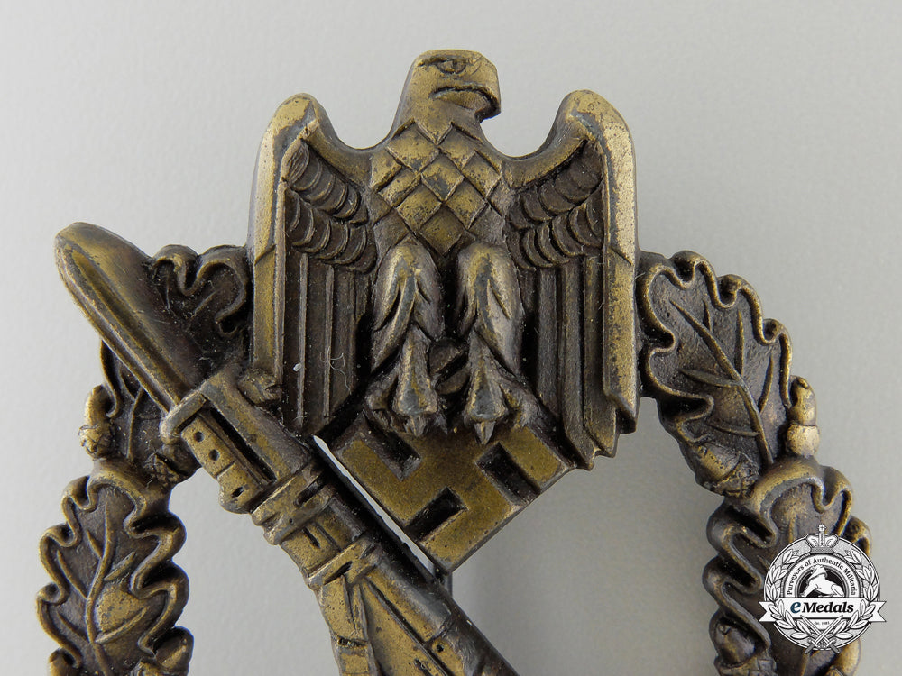 a_bronze_grade_infantry_badge_a_742