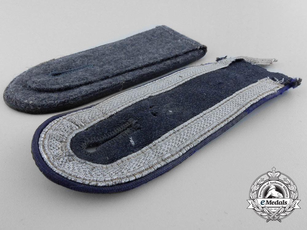 a_lot_of_luftwaffe_cloth_insignia_a_7989