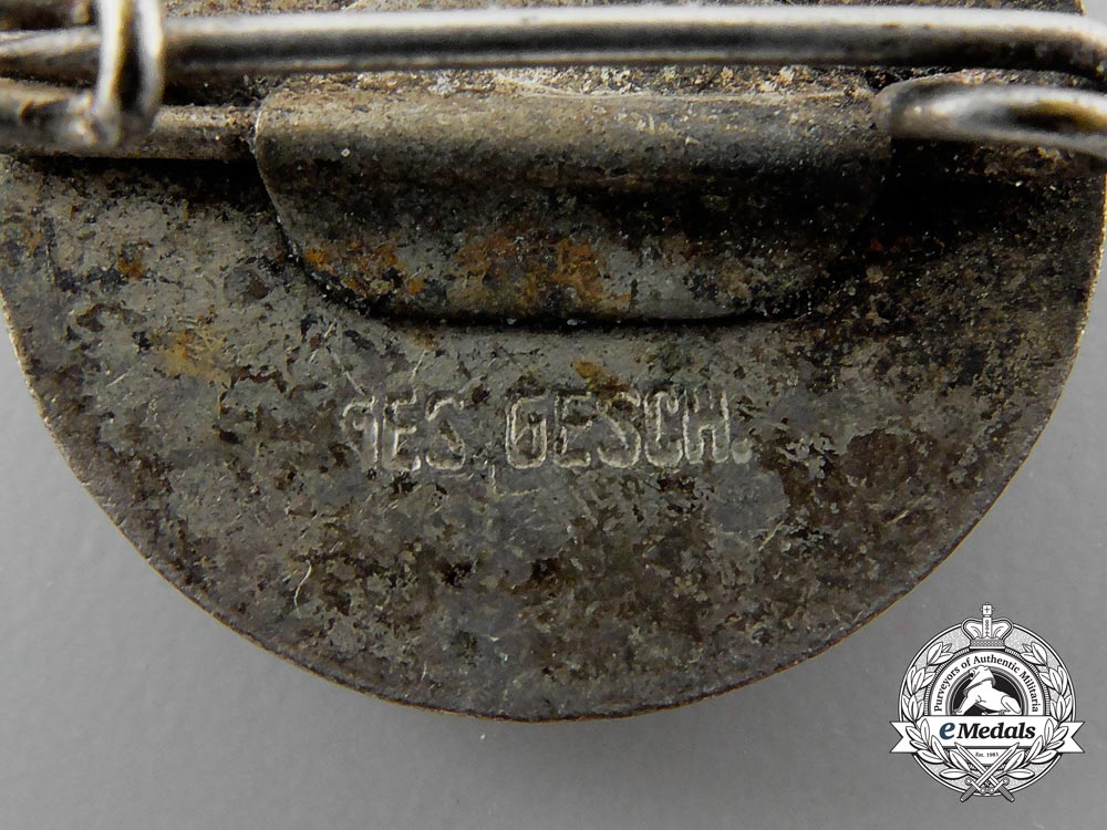 a_women’s_stahlhelm_organization_members_badge_a_8141