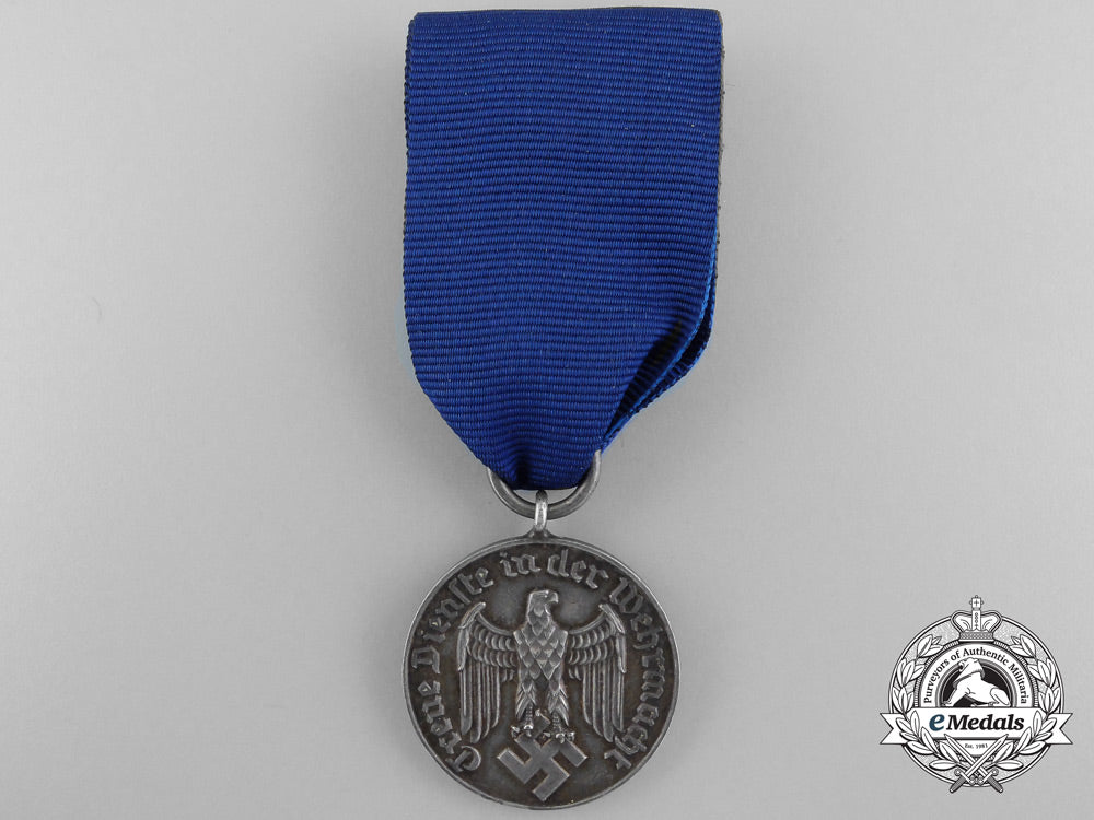 a_wehrmacht_long_service_medal;4_th_class_for_four_years'_service_a_8286