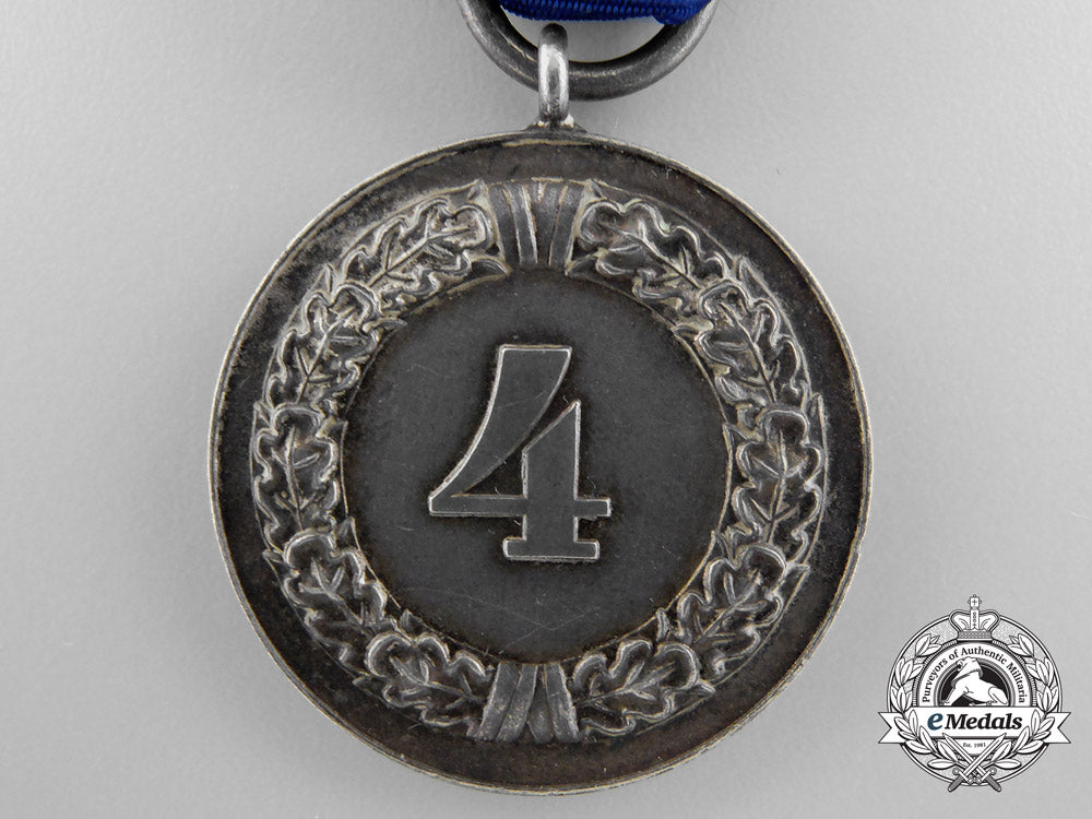 a_wehrmacht_long_service_medal;4_th_class_for_four_years'_service_a_8288