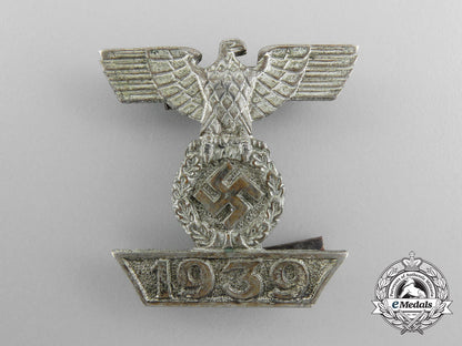 a_first_type_clasp_to_iron_cross1939;_second_class_a_8347