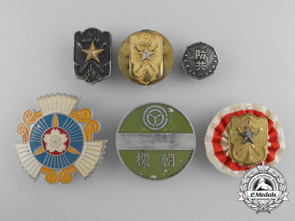 six_second_war_period_japanese_badges&_awards_a_8402
