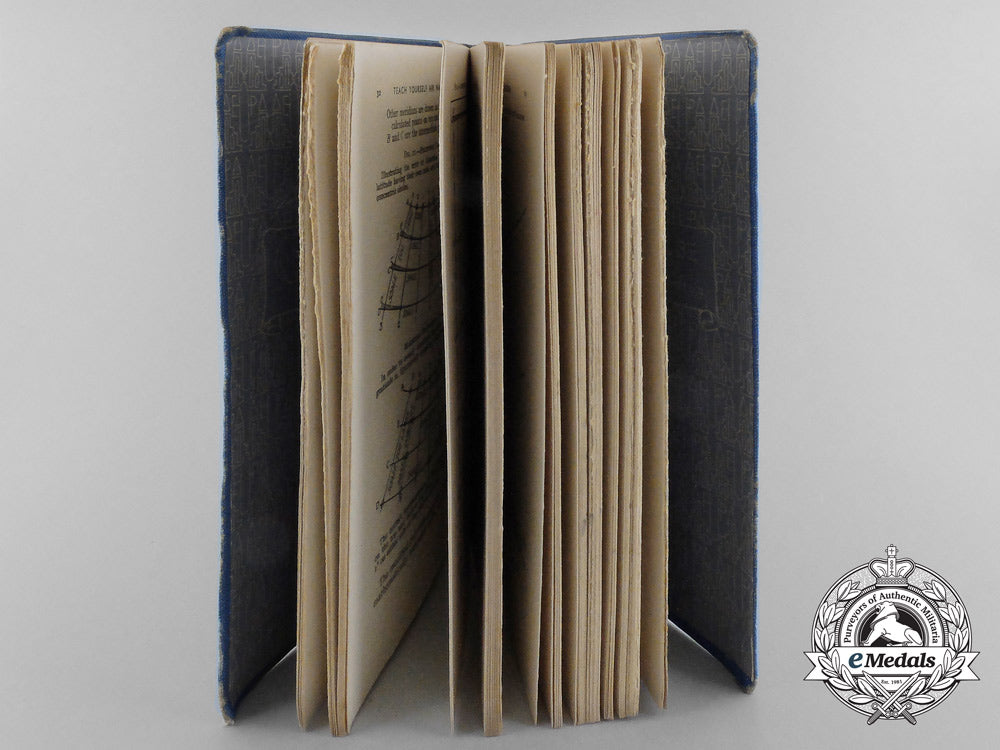 a_royal_air_force_navigational_computer(_computor)_mk._iii_h_and_manual_a_8544