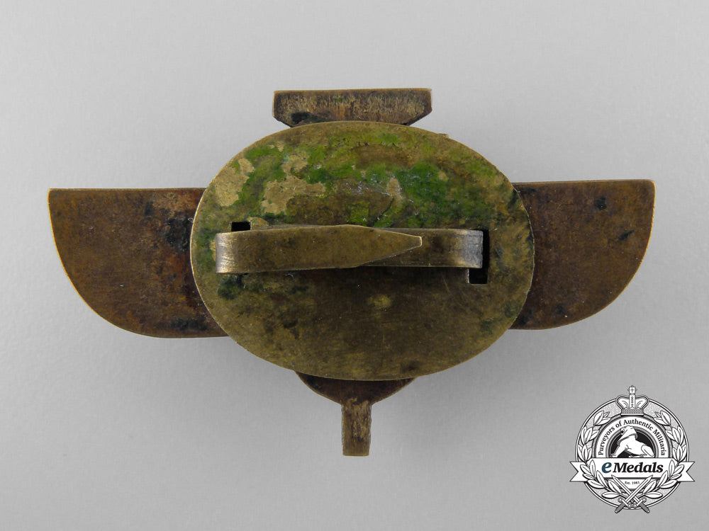 a_pre-_second_war_japanese_pilot_training_school_badge_a_9285