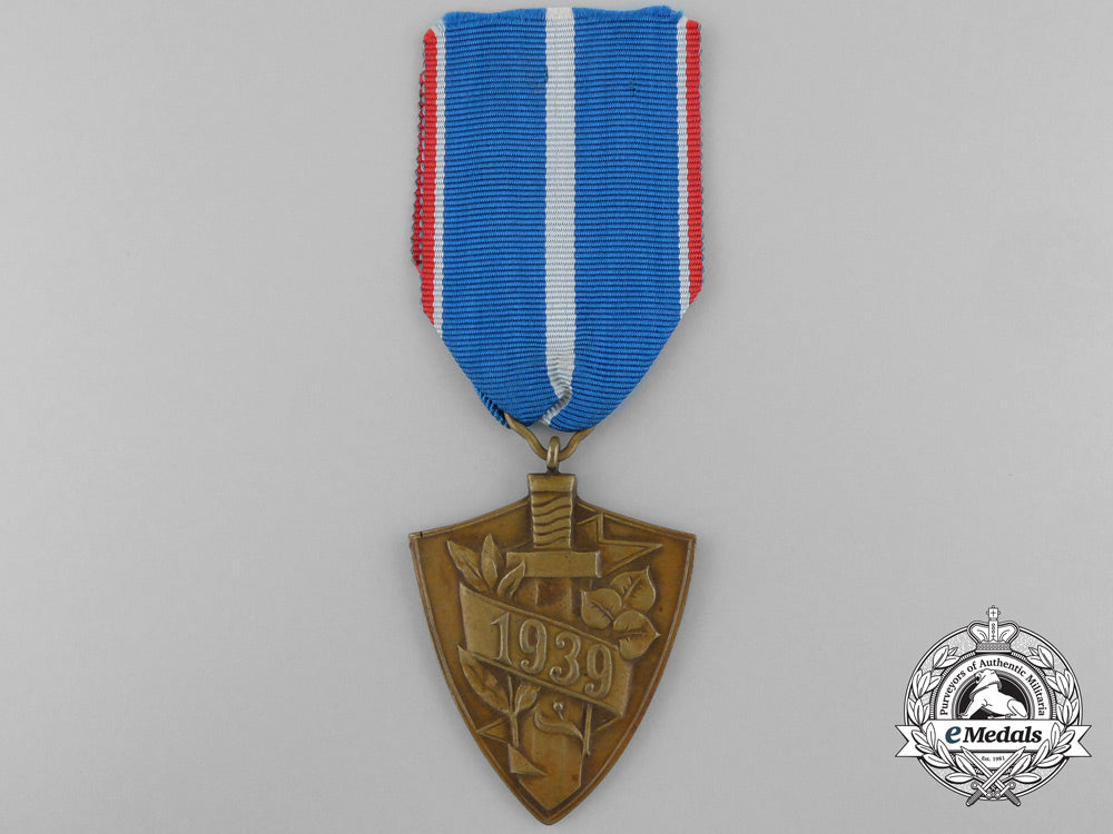 a1939_defence_of_slovakia_commemorative_medal_a_9473