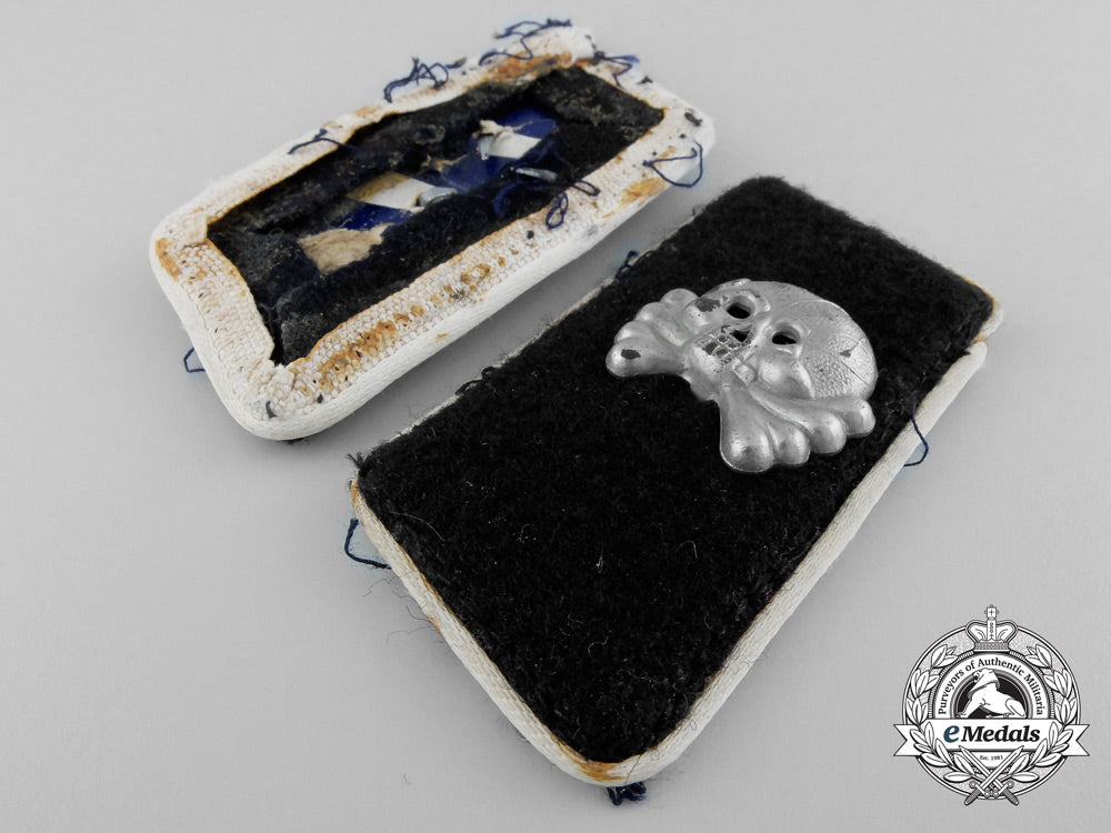 a_pair_of_herman_goring_division_panzer_collar_tabs_a_9824