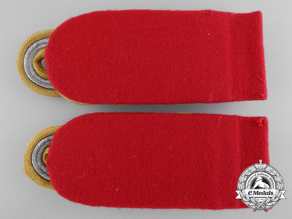 a_pair_of_wehrmacht_generalmajor_shoulder_boards_a_9877_1