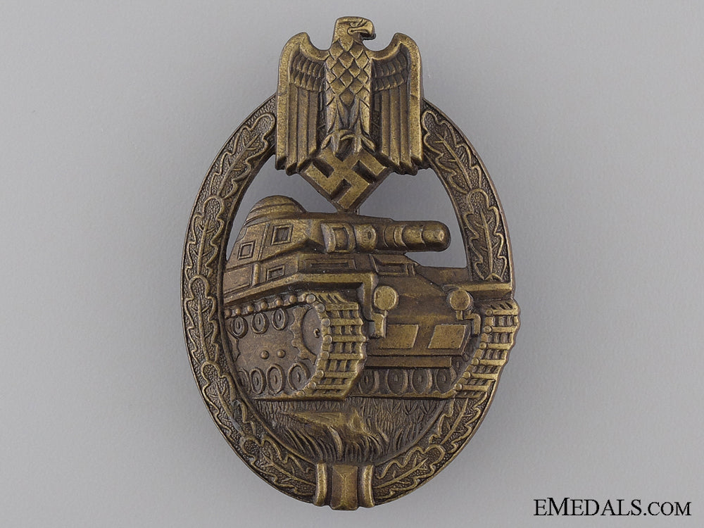 a_bronze_grade_tank_assault_badge_a_bronze_grade_t_53cfc0d4763af