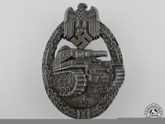 A Bronze Grade Tank Assault Badge By Maker Ewe