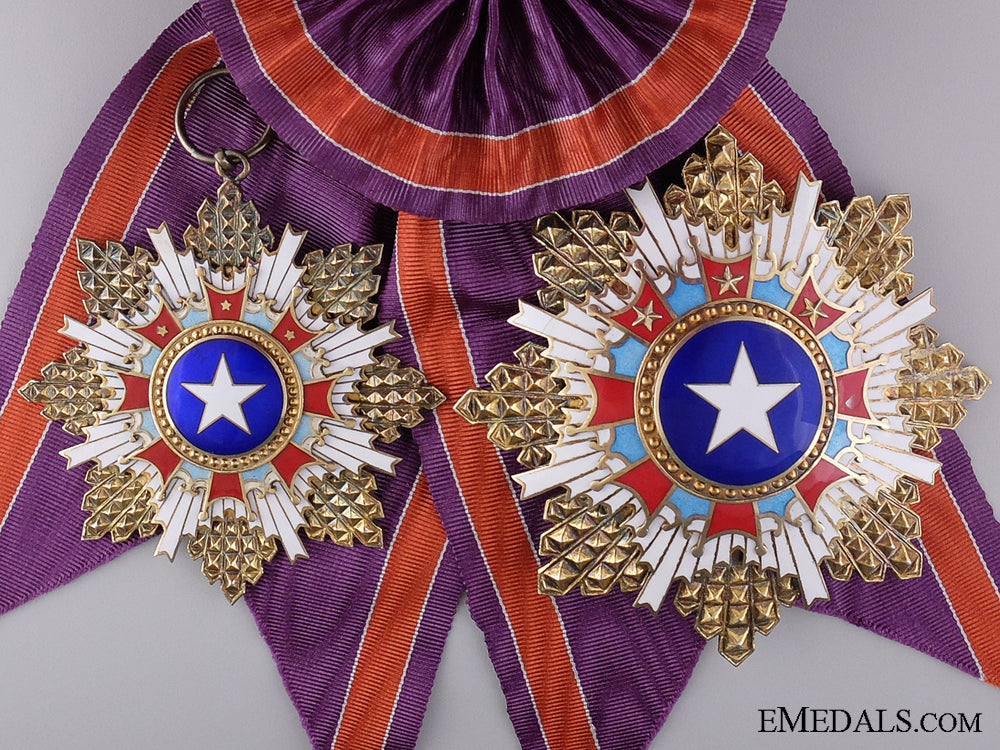 a_chinese_order_of_the_brilliant_star;1_st_class_grand_cross_set._a_chinese_order__53f7565b2364e