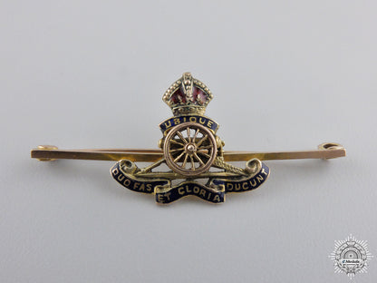 a_fine_royal_artillery_badge_in_gold_by_charles_perry&_co._a_fine_royal_art_5508394340dff