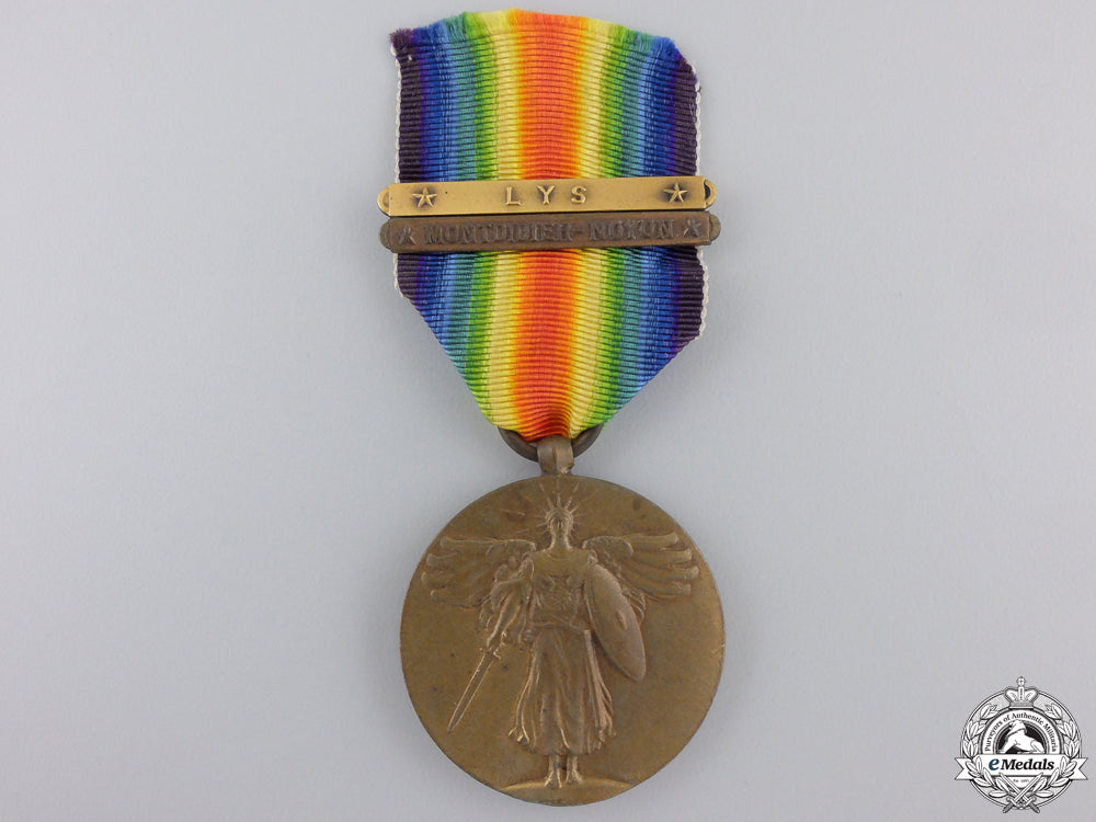 a_first_war_american_victory_medal;_two_bars_a_first_war_amer_559c0b6d69a28