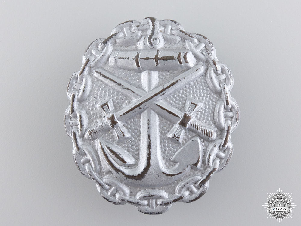 a_first_war_naval_wound_badge;_silver_grade_a_first_war_nava_547c7ed98d9fa