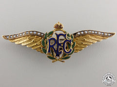 A First War Royal Flying Corps Pin In Gold