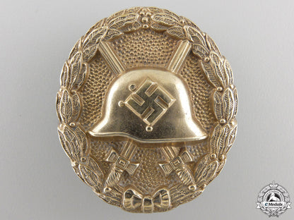 a_gold_grade_wound_badge;_early_type_a_gold_grade_wou_55c0c265749c4