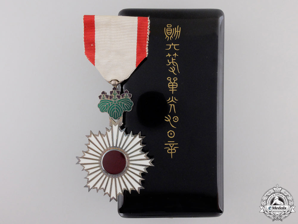 a_japanese_order_of_the_rising_sun;_fifth_class_with_case_a_japanese_order_558ac4de7870a