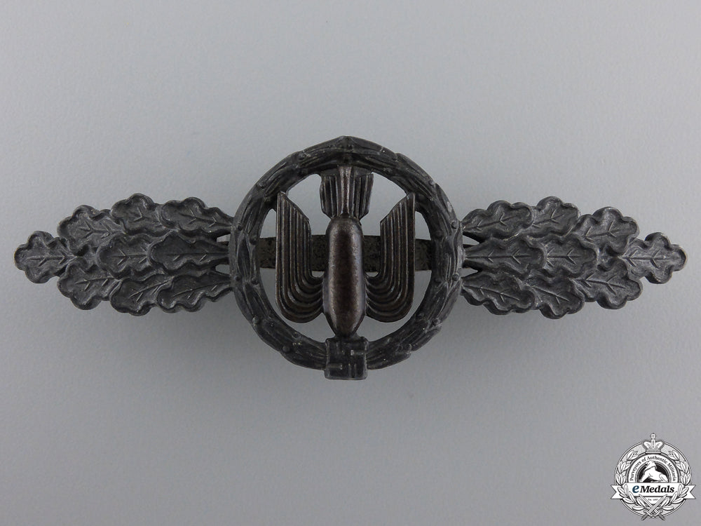 a_luftwaffe_silver_grade_bomber_clasp_by_funke&_brüninghaus_a_luftwaffe_silv_553669919bd37
