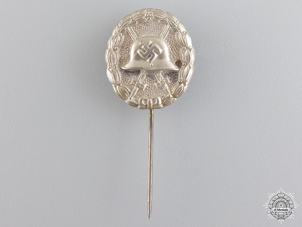 a_miniature_legion_condor_wound_badge_a_miniature_legi_547629110b19c