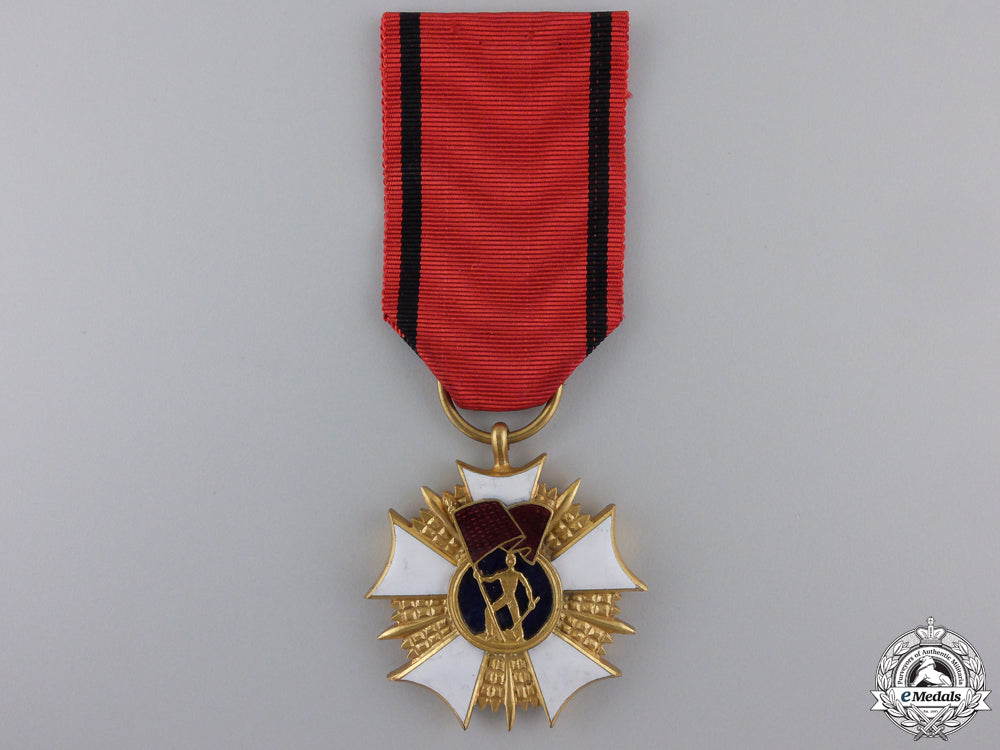 a_polish_order_of_the_standard_of_labour;1_st_class_a_polish_order_o_5527d41ca9fbd