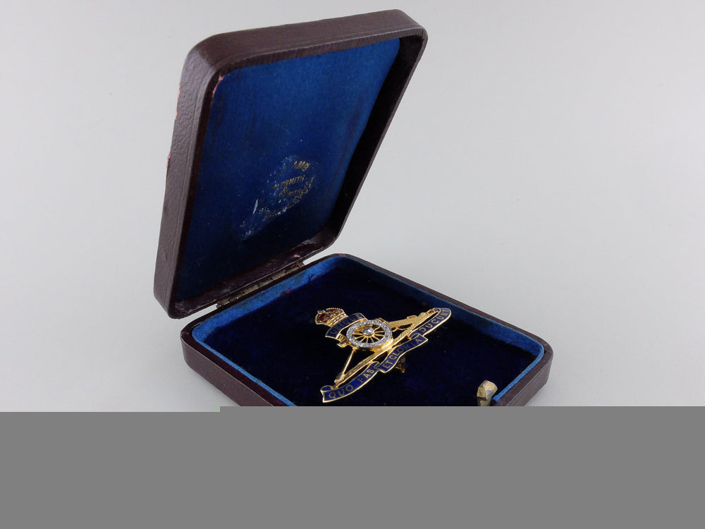 a_royal_artillery_pin_in_gold_and_diamonds_consignment#17_a_royal_artiller_5547850f989e1