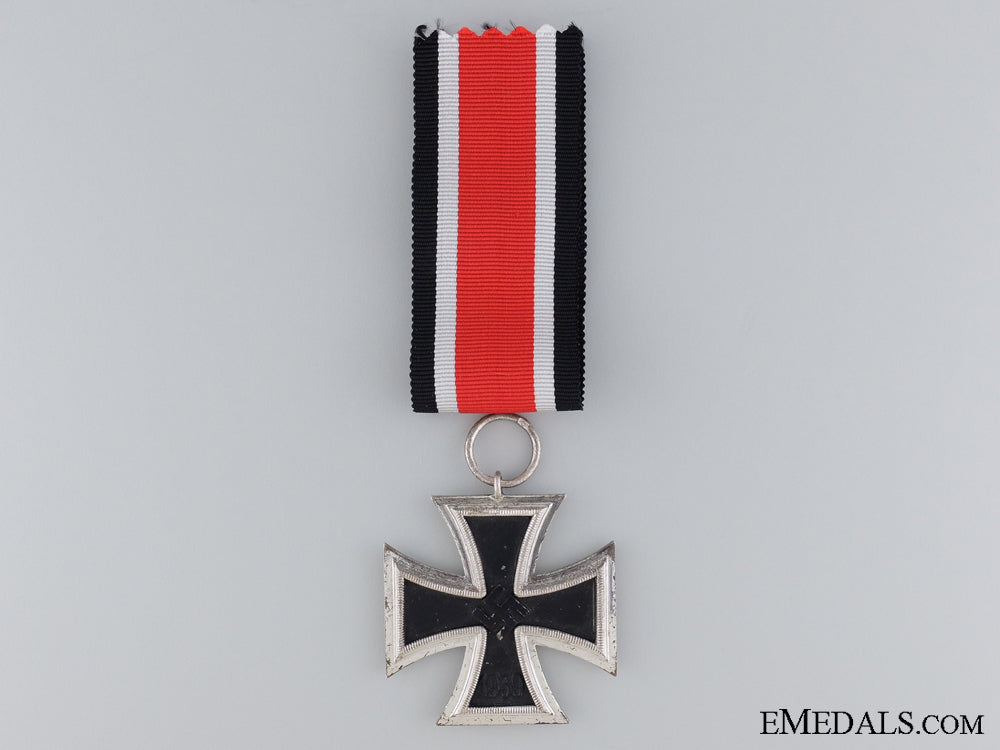 a_second_war_iron_cross2_nd_class1939;_marked_a_second_war_iro_53b1b5bc8fa2c