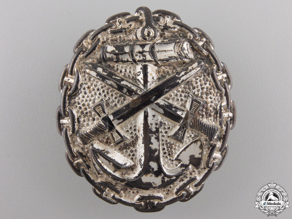 a_silver_grade_naval_wound_badge_a_silver_grade_n_554225522ec23