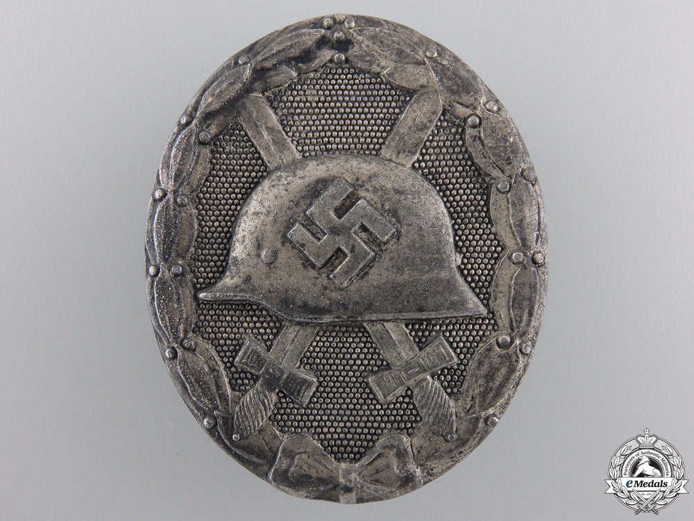 a_silver_grade_wound_badge_by_hauptmunzant_a_silver_grade_w_5515aaac1608e