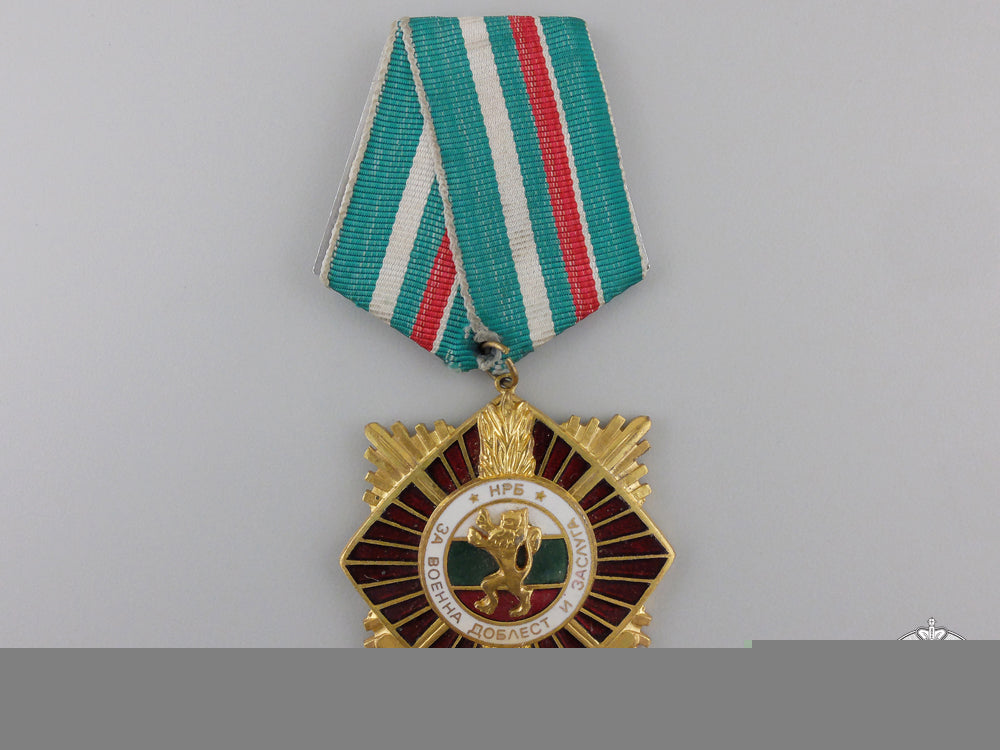 a_socialist_bulgarian_order_of_military_merit_a_socialist_bulg_553ba4a99d682
