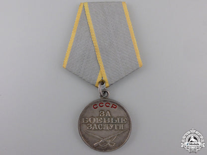 a_soviet_russian_medal_for_combat_service;_type_ii_a_soviet_russian_553a3ee055996