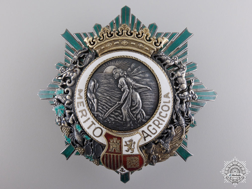 spain,_kingdom._an_order_of_agricultural_merit,_breast_star,_c.1930_a_spanish_order__5479da355bbdb