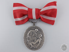 Sweden, Kingdom. A Red Cross Award, Ladies Version, C.1954