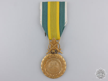 a_vietnamese_military_merit_medal;2_nd_republic_issue_a_vietnamese_mil_54fdc1d6036d3