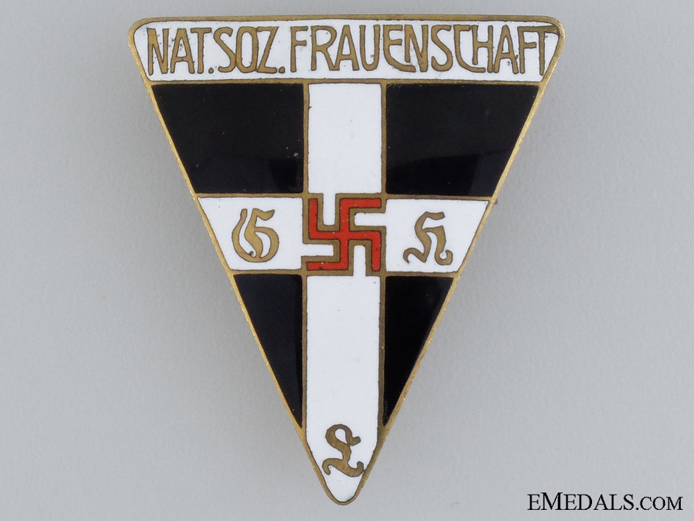 a_women's_league_staff_badge;_type_ii_a_women_s_league_54578de101499