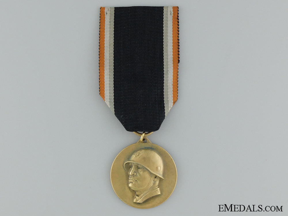 a_wwii_commemorative_medal_for_a_visit_to_berlin_a_wwii_commemora_536a39467cdbb