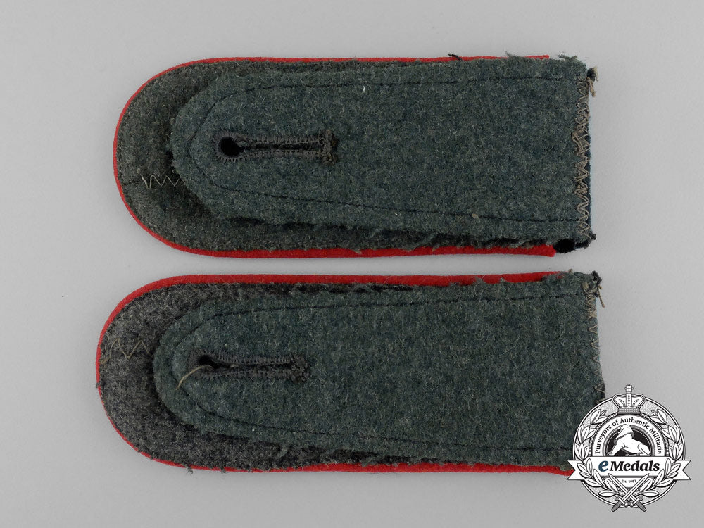 a_mint_pair_of_of_wehrmacht_artillery_enlisted_man’s_shoulder_boards_aa_0951