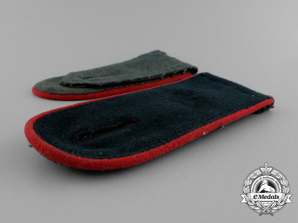 a_mint_pair_of_of_wehrmacht_artillery_enlisted_man’s_shoulder_boards_aa_0953