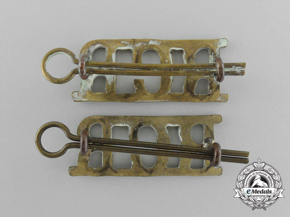 twelve_boer_war_royal_canadian_regiment(_rcr)_uniform_insignia_aa_1558